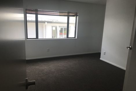 Photo of property in 19 Marjory Close, Broadmeadows, Wellington, 6035