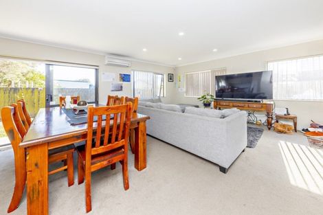 Photo of property in 80c Jellicoe Road, Manurewa, Auckland, 2102