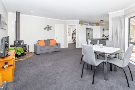 Photo of property in 39 Ayrshire Drive, Grandview Heights, Hamilton, 3200