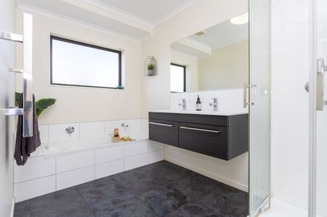 Photo of property in 103a Cameron Road, Westmere, Whanganui, 4574