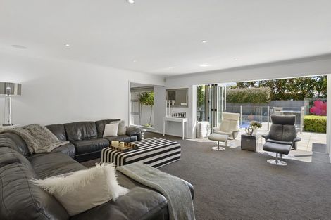 Photo of property in 89b Memorial Avenue, Ilam, Christchurch, 8053