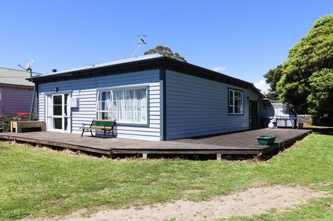 Photo of property in 21 Bridge Street, Eketahuna, 4900