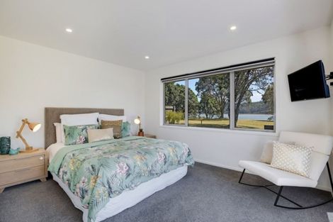 Photo of property in 71 Tangiteroria Lane, Pauanui, Hikuai, 3579