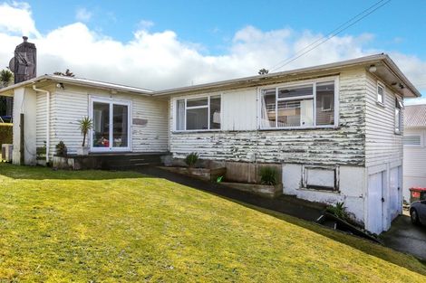 Photo of property in 7 Wiremu Place, Blagdon, New Plymouth, 4310