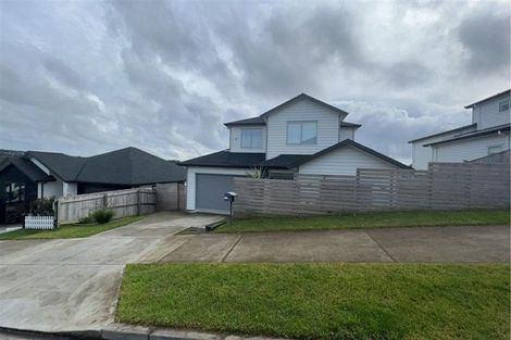 Photo of property in 10 Takurua Terrace, Orewa, 0931