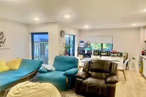 Photo of property in 45c Seon Place, Birkdale, Auckland, 0626