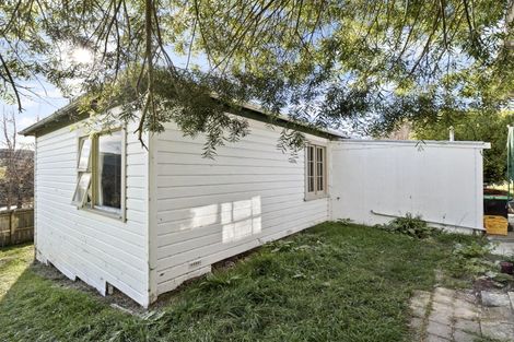 Photo of property in 7 Owen Street, Green Island, Dunedin, 9018