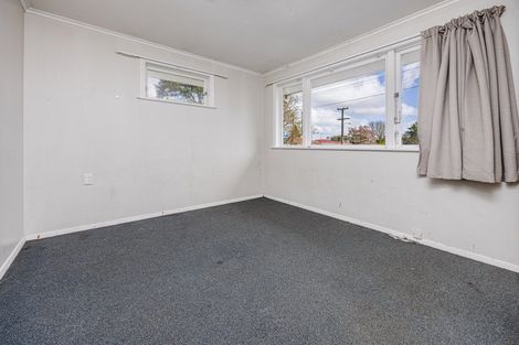 Photo of property in 38 Sutton Crescent, Papakura, 2110