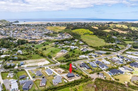 Photo of property in 62d Jack Boyd Drive, Mangawhai Heads, Mangawhai, 0573