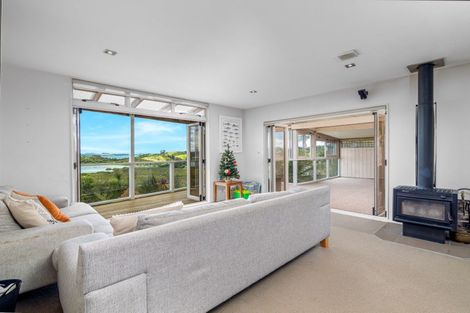 Photo of property in 9 Toi Track, Russell, 0272