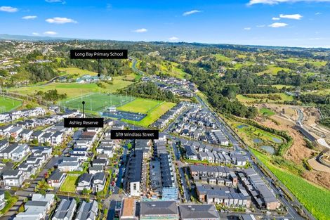 Photo of property in 10/19 Windlass Street, Long Bay, Auckland, 0630