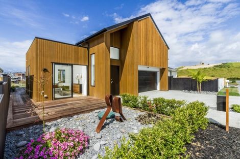 Photo of property in 9 Keel Street, Long Bay, Auckland, 0630