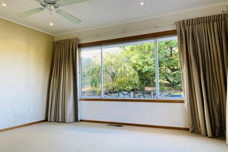 Photo of property in 5 Bevyn Street, Castor Bay, Auckland, 0620