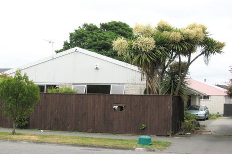 Photo of property in 2/45 Withells Road, Avonhead, Christchurch, 8042