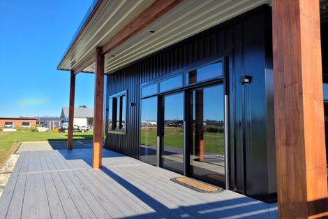 Photo of property in 6 Wapiti Drive, Te Anau, 9600