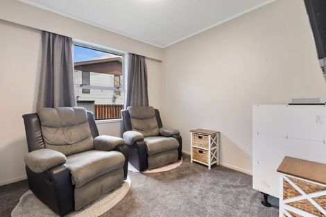 Photo of property in 4 Thackeray Place, Owhata, Rotorua, 3010