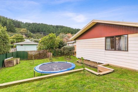 Photo of property in 37 Ruahine Street, Paraparaumu, 5032