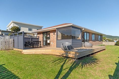 Photo of property in 620b South Road, Oakura, 4314