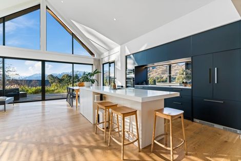 Photo of property in 3 Maude View Road, Hawea Flat, Wanaka, 9382
