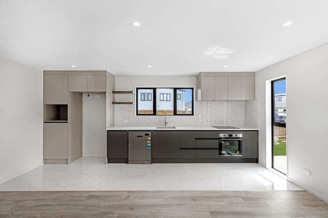 Photo of property in 4 Rorotu Avenue, Karaka, Papakura, 2113