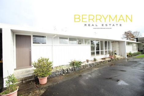 Photo of property in 2/127 Seabrook Avenue, New Lynn, Auckland, 0600