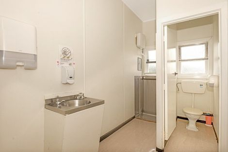 Photo of property in 2 School Road, Tiniroto, Manutuke, 4078