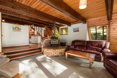 Photo of property in 11 Summit Road, Lake Okareka, Rotorua, 3076