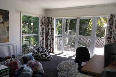 Photo of property in 3a Sydenham Street, Northland, Wellington, 6012