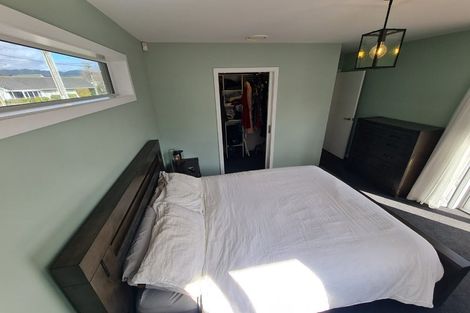 Photo of property in 21 Foster Street, Taita, Lower Hutt, 5011