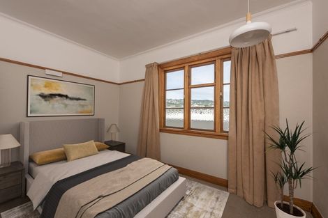 Photo of property in Ionian Flats, 123-125 Brougham Street, Mount Victoria, Wellington, 6011