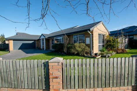 Photo of property in 9 Gerald Beattie Lane, Rangiora, 7400