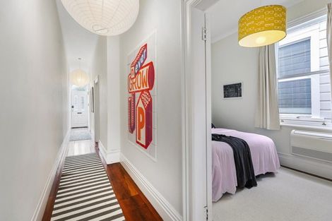 Photo of property in 130 Elizabeth Street, Mount Victoria, Wellington, 6011