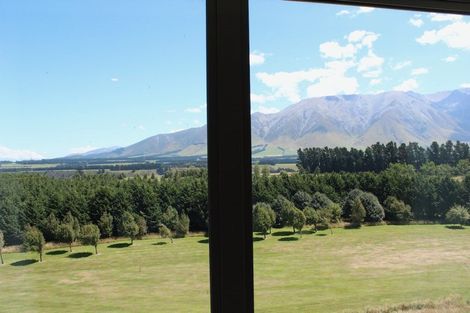 Photo of property in 623 Coleridge Road, Windwhistle, Hororata, 7572