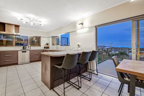 Photo of property in 20 Whangaparaoa Road, Red Beach, 0932