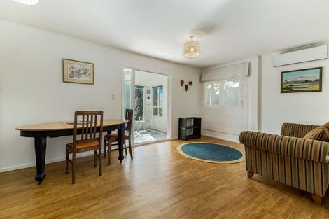 Photo of property in 26 Ocean Road, Surfdale, Waiheke Island, 1081