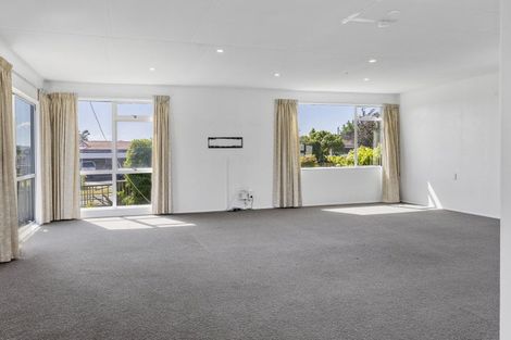 Photo of property in 20 Macdonell Street, Hilltop, Taupo, 3330