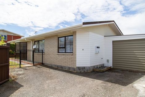 Photo of property in 4/13 Chilman Street, Strandon, New Plymouth, 4312