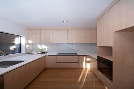 Photo of property in 18b Sunnyhill Crescent, Sunnyhills, Auckland, 2010