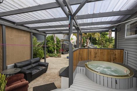 Photo of property in 18 Butler Place, Te Kamo, Whangarei, 0112