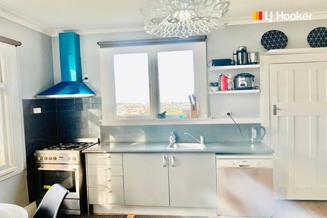 Photo of property in 33 Forfar Street, Clyde Hill, Dunedin, 9011