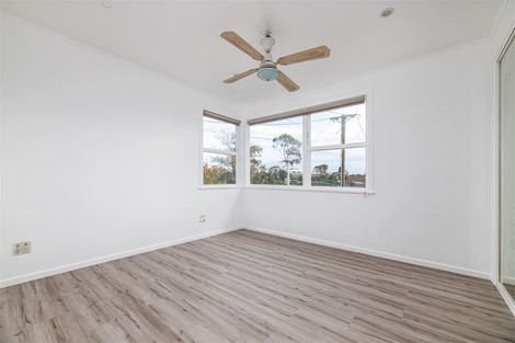 Photo of property in 68 Vodanovich Road, Te Atatu South, Auckland, 0610