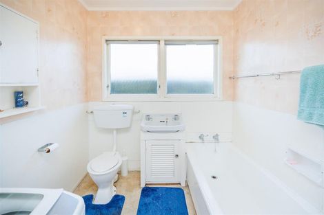 Photo of property in 14 Totara Street, Marton, 4710