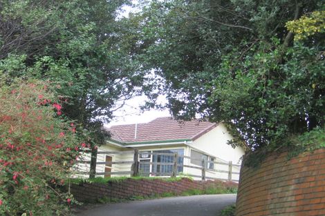 Photo of property in 9 Coates Street, Tawa, Wellington, 5028