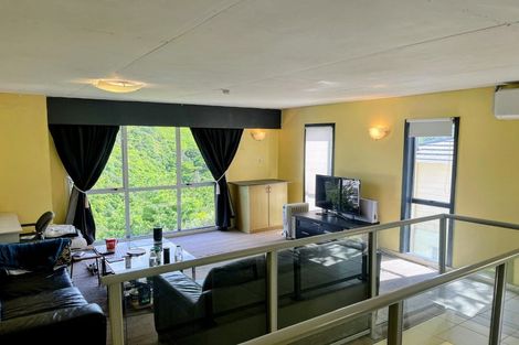 Photo of property in 51c Mandalay Terrace, Khandallah, Wellington, 6035