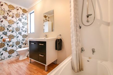 Photo of property in 2 Otatara Road, Taradale, Napier, 4112