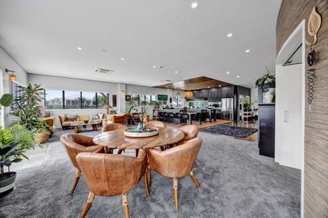 Photo of property in Headlands Opunake, 32 Fox Street, Opunake, 4616