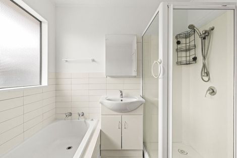 Photo of property in 2/800 Miller Street, Hastings, 4122