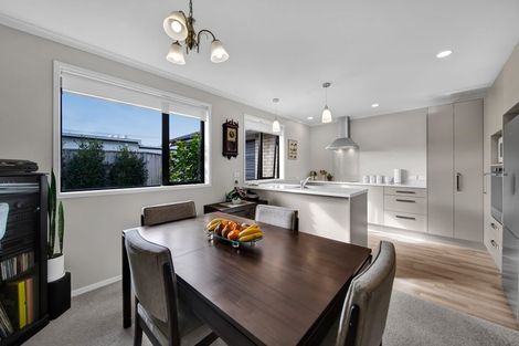 Photo of property in 156a Mangorei Road, Merrilands, New Plymouth, 4312