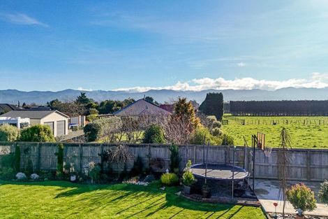 Photo of property in 7 Takahe Drive, Carterton, 5713