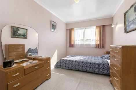 Photo of property in 17a Seaview Road, Otumoetai, Tauranga, 3110